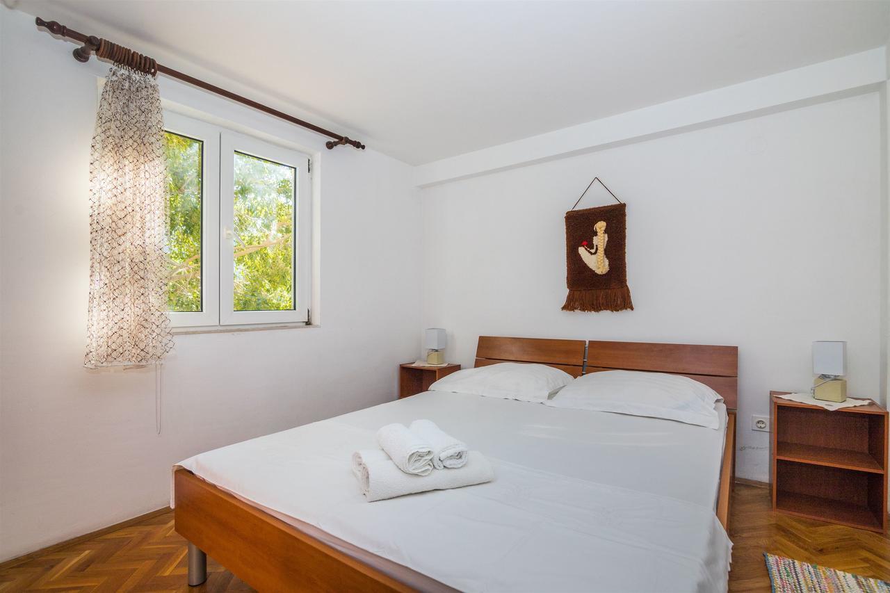 Apartments Antonija ドルヴェニク エクステリア 写真