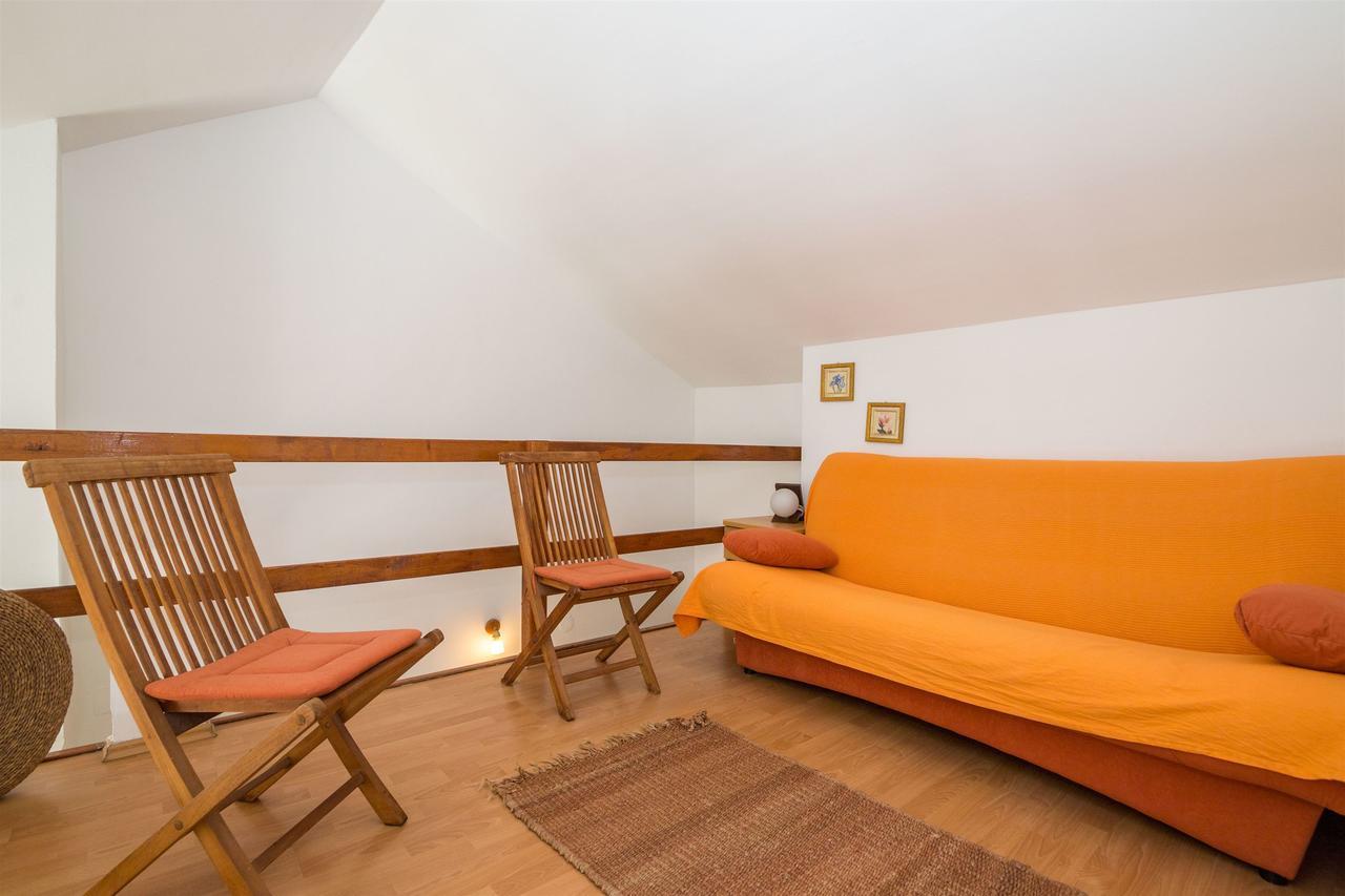 Apartments Antonija ドルヴェニク エクステリア 写真